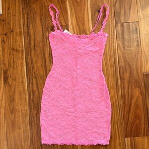 SKIMS Pink Stretch Lace Slip Dress, size small, NWT